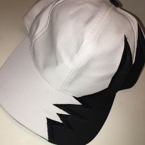 APT Hat